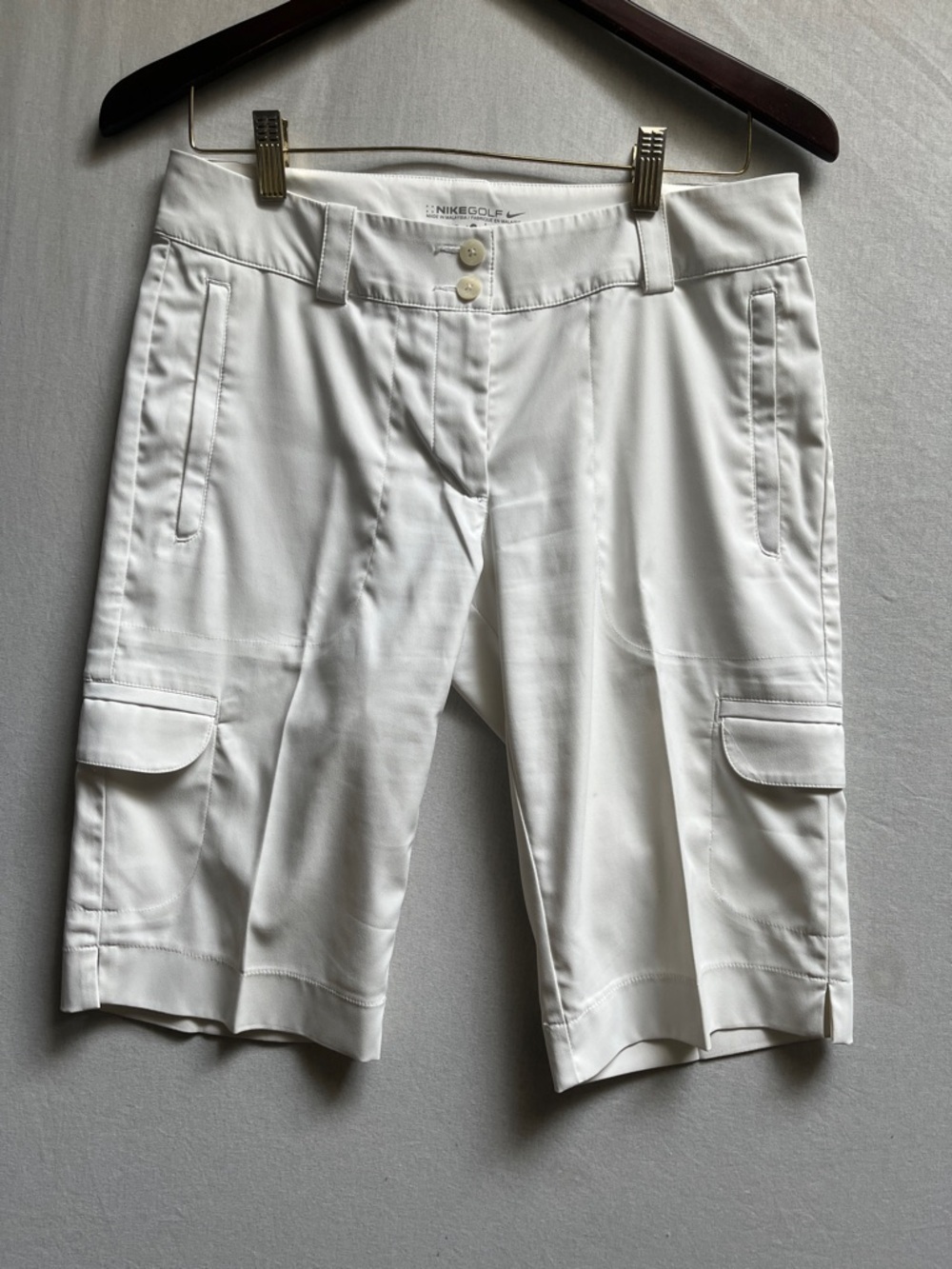 Nike Golf White Women's Cargo Bermuda Shorts Sz 4